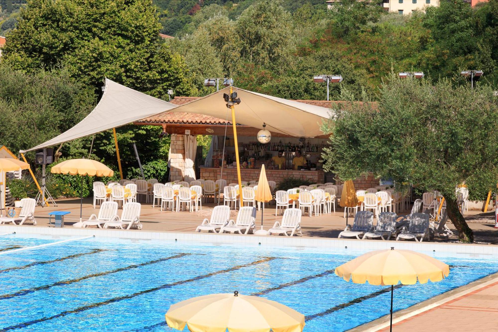 Poiano Garda Resort Appartamenti Garda (Verona) Exterior foto